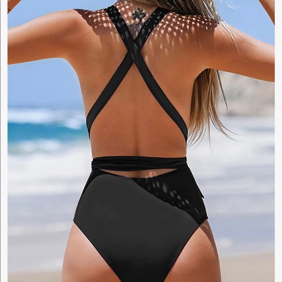 EUC one-piece swimsuit - Picture 3 of 4